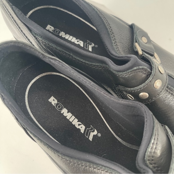 NWOB Romika Black Leather Slip On Heels Size 7/7.5 - Picture 5 of 8